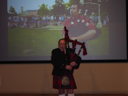 Before leading us in Auld Lang Syne Before leading us in Auld Lang Syne